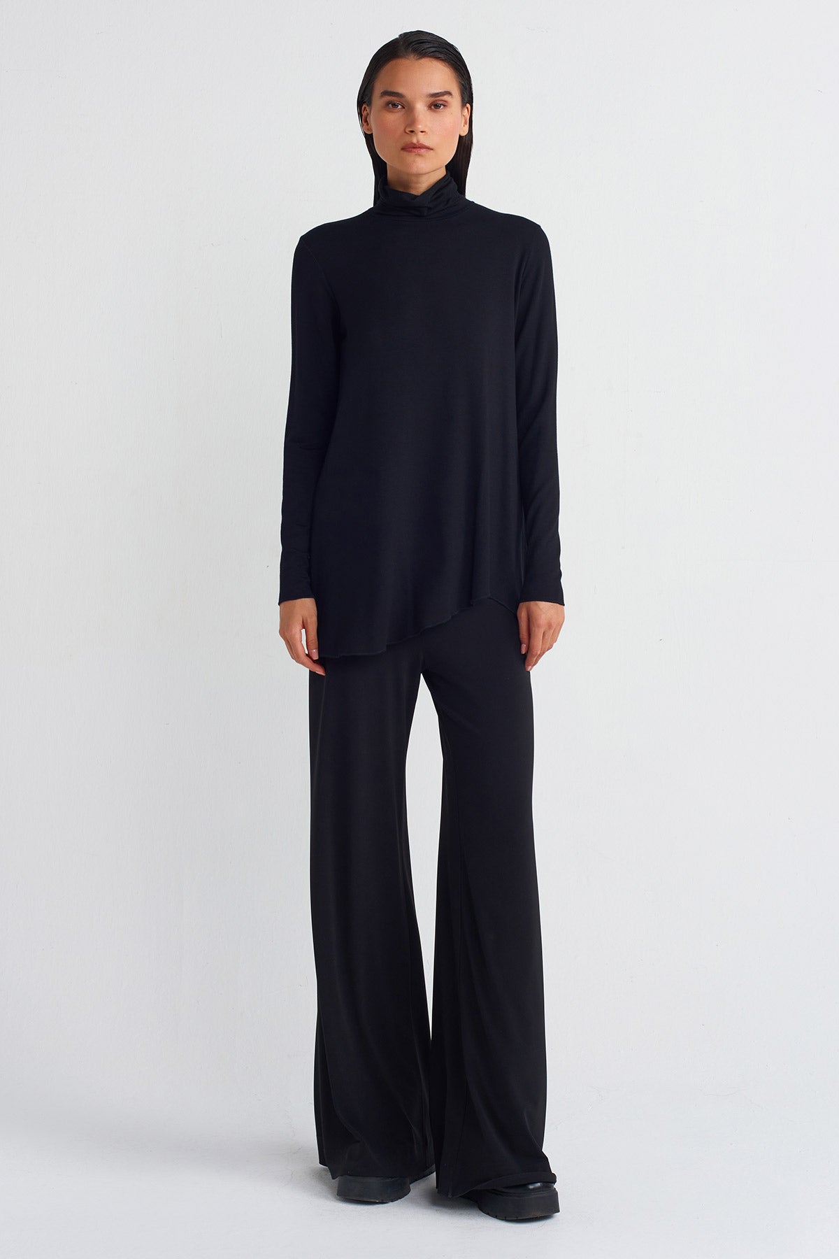 Black Turtleneck Basic Blouse-K241011067