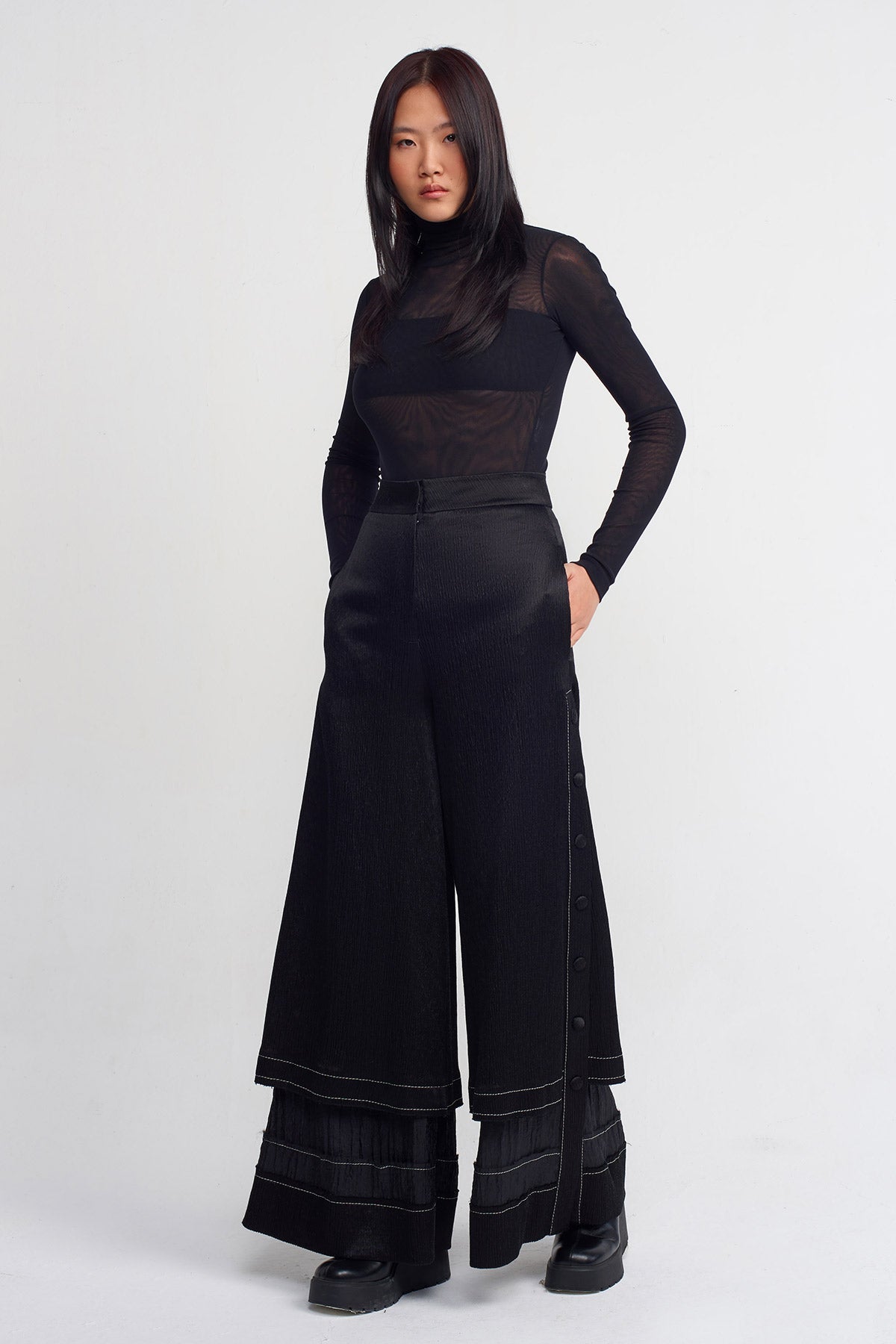 Black Crinkle Button-Side Trousers-K243013006