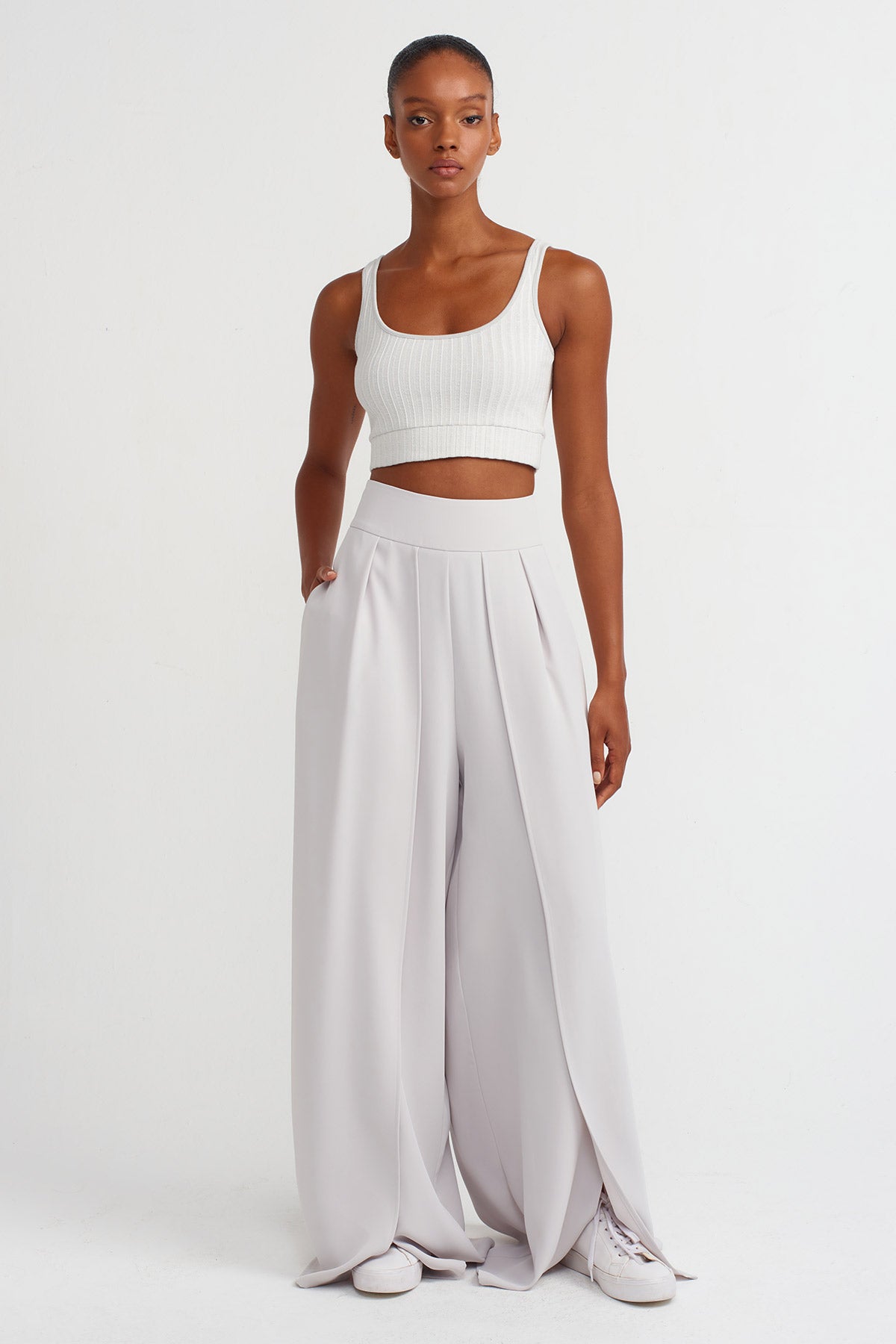 Ice Wide-Leg Trousers with Slit Details-K243013011