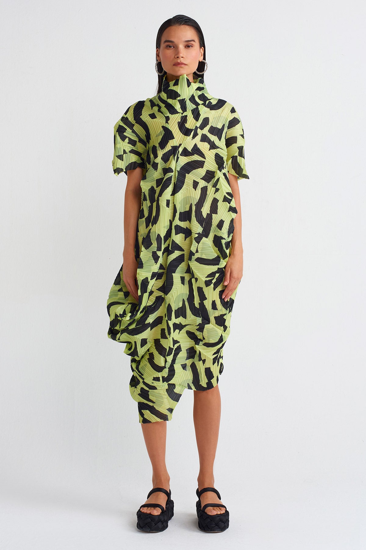 Printed Pleated Dress-K244014052