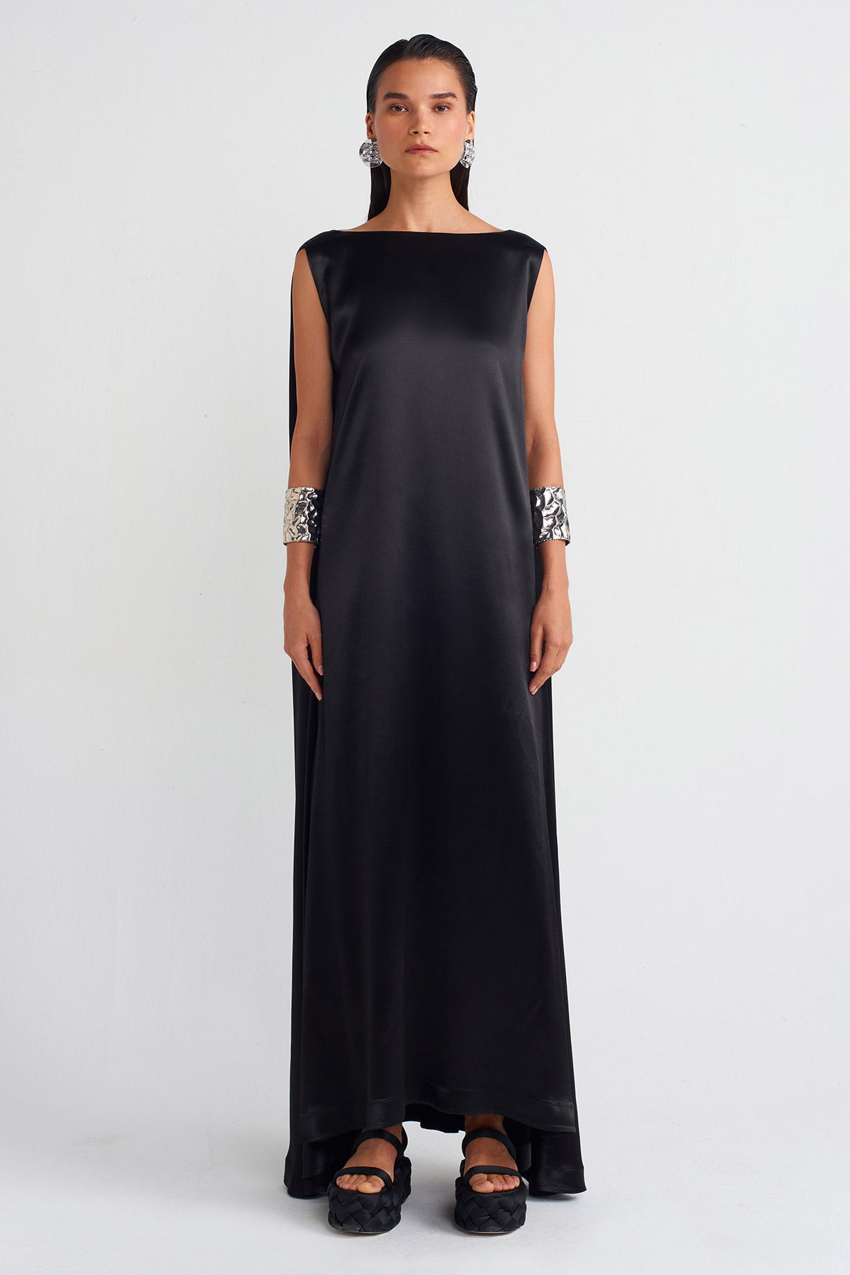 Black Sleeveless Long Satin Dress-K244014063