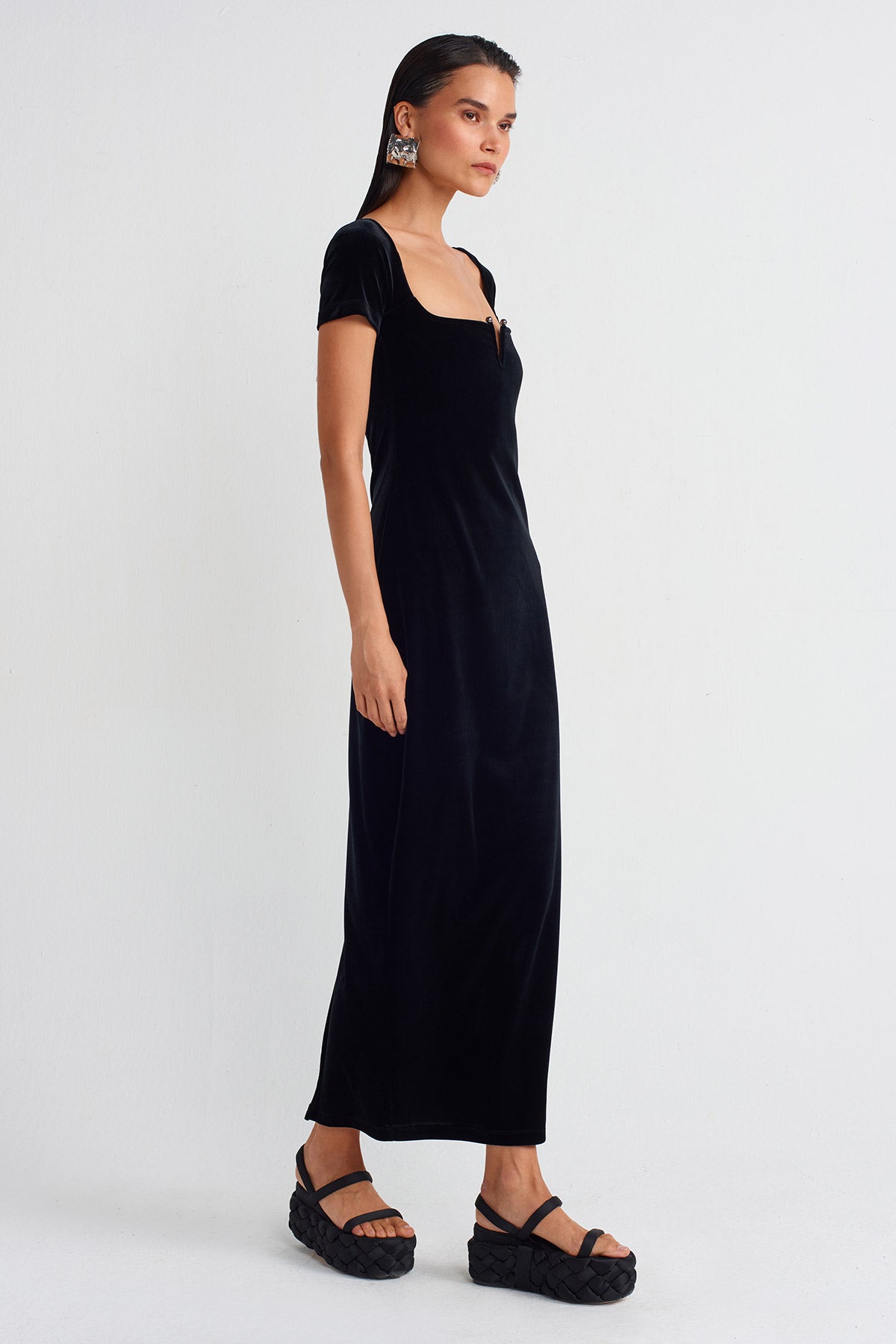 Black Velvet Fitted Dress-K244014070