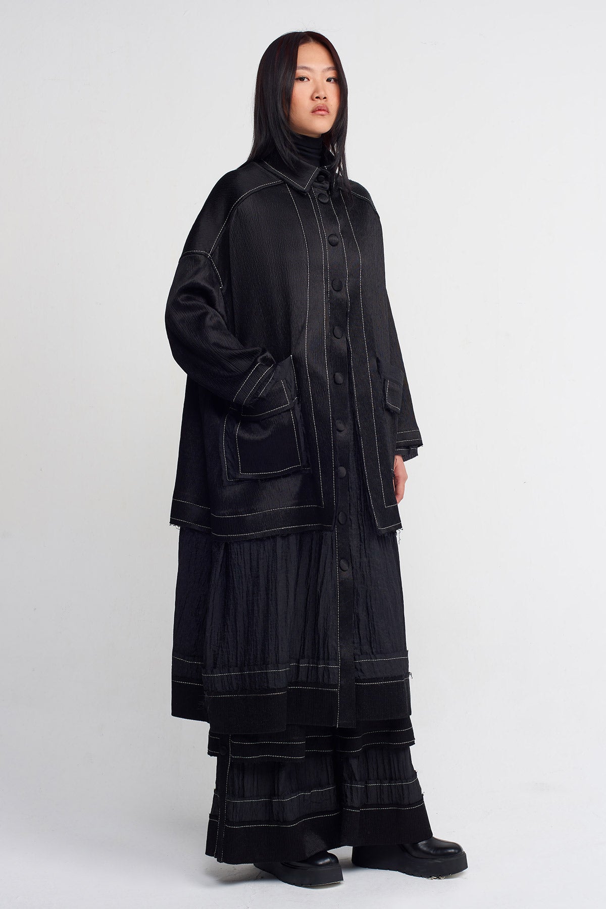 Black Crinkle Kaftan Jacket with Large Pockets-K245015009