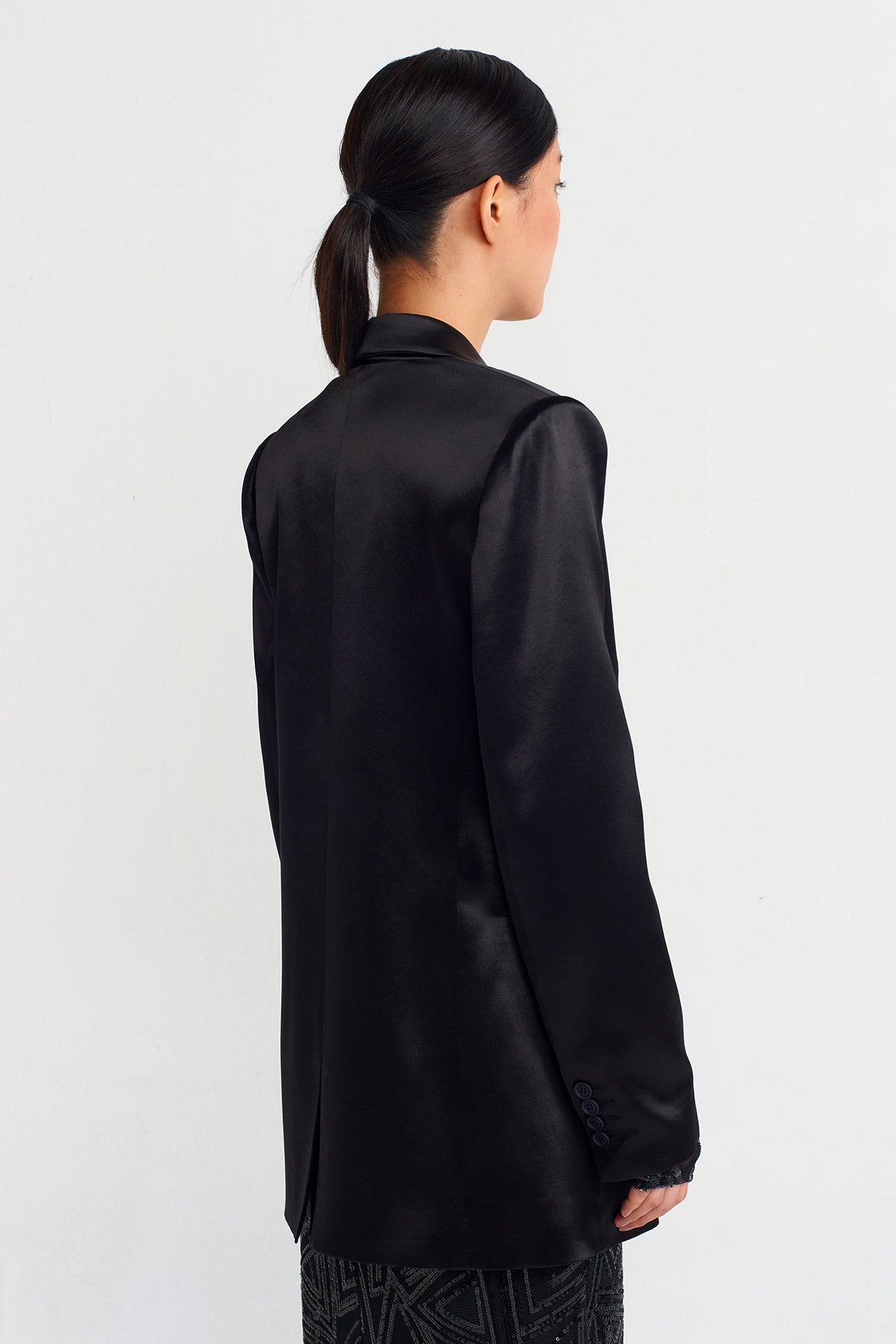 Black Stylish Satin Blazer Jacket-Y245015103