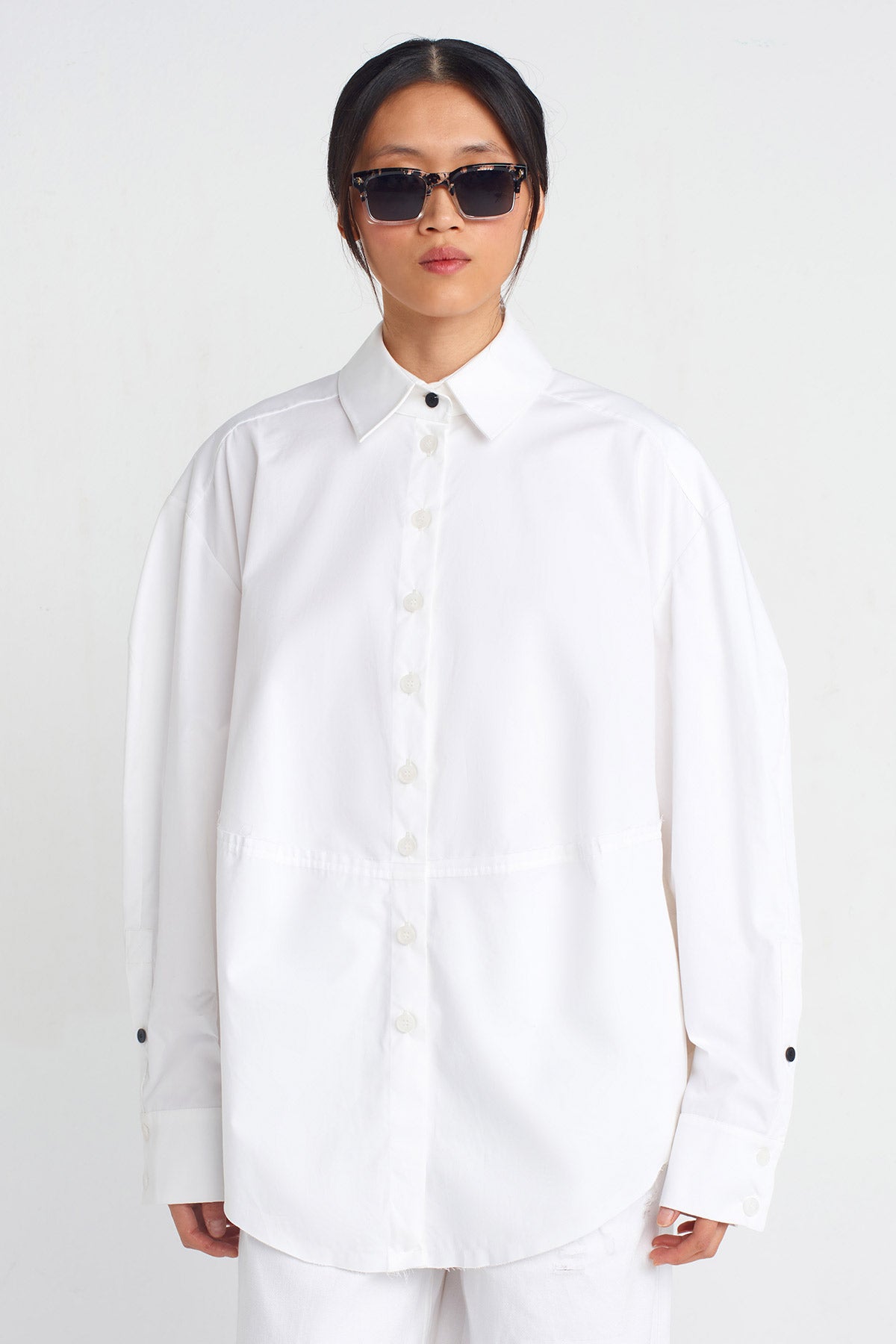 Off White Oversize Shirt-Y251011003