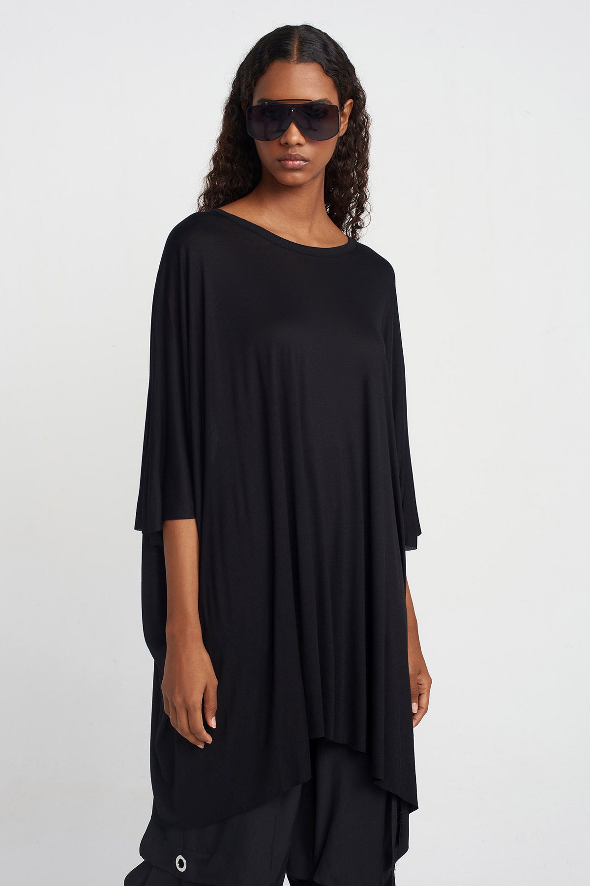 Black Oversize Bamboo T-shirt-Y251011039