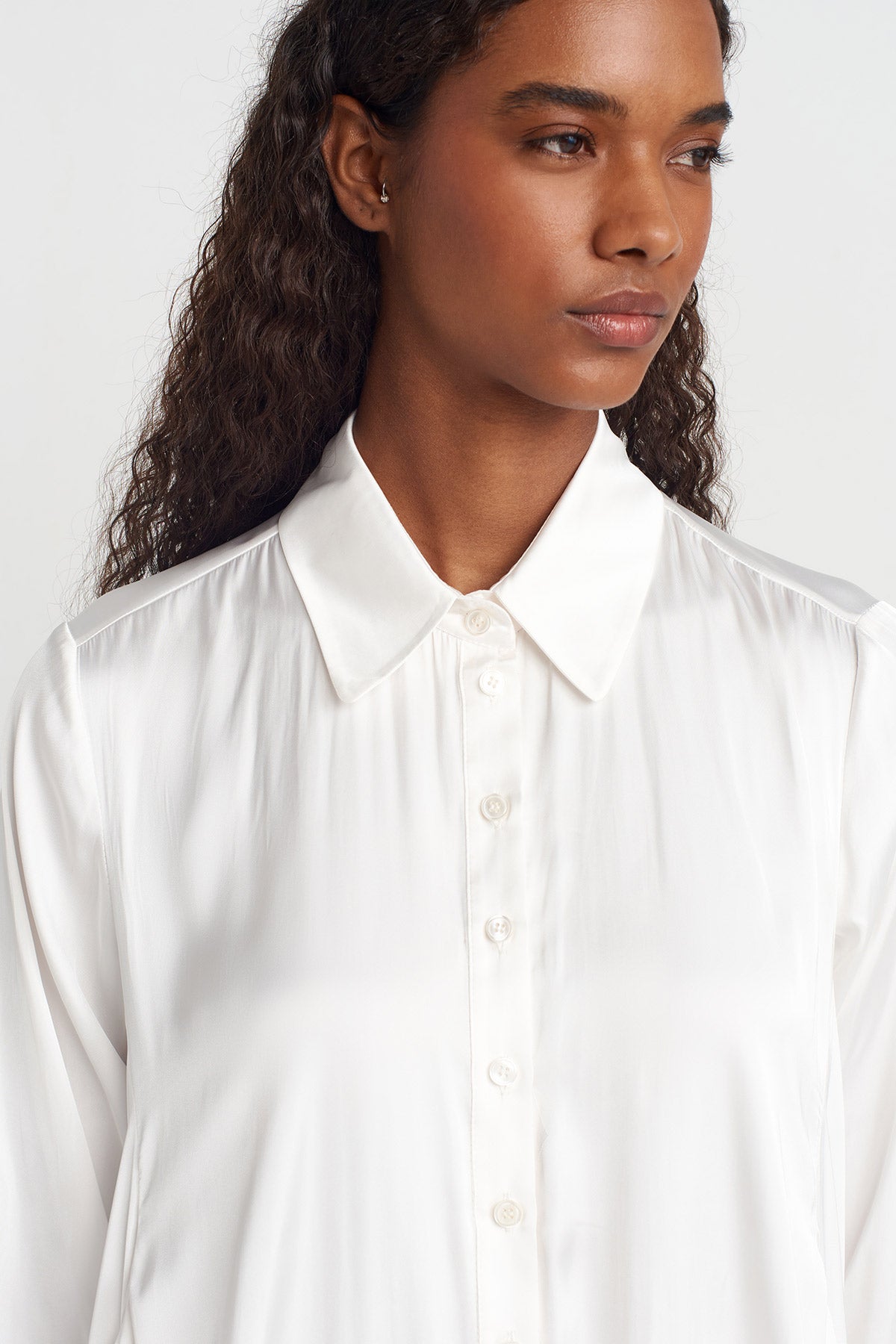 Off White Pocket Satin Shirt-Y251011090