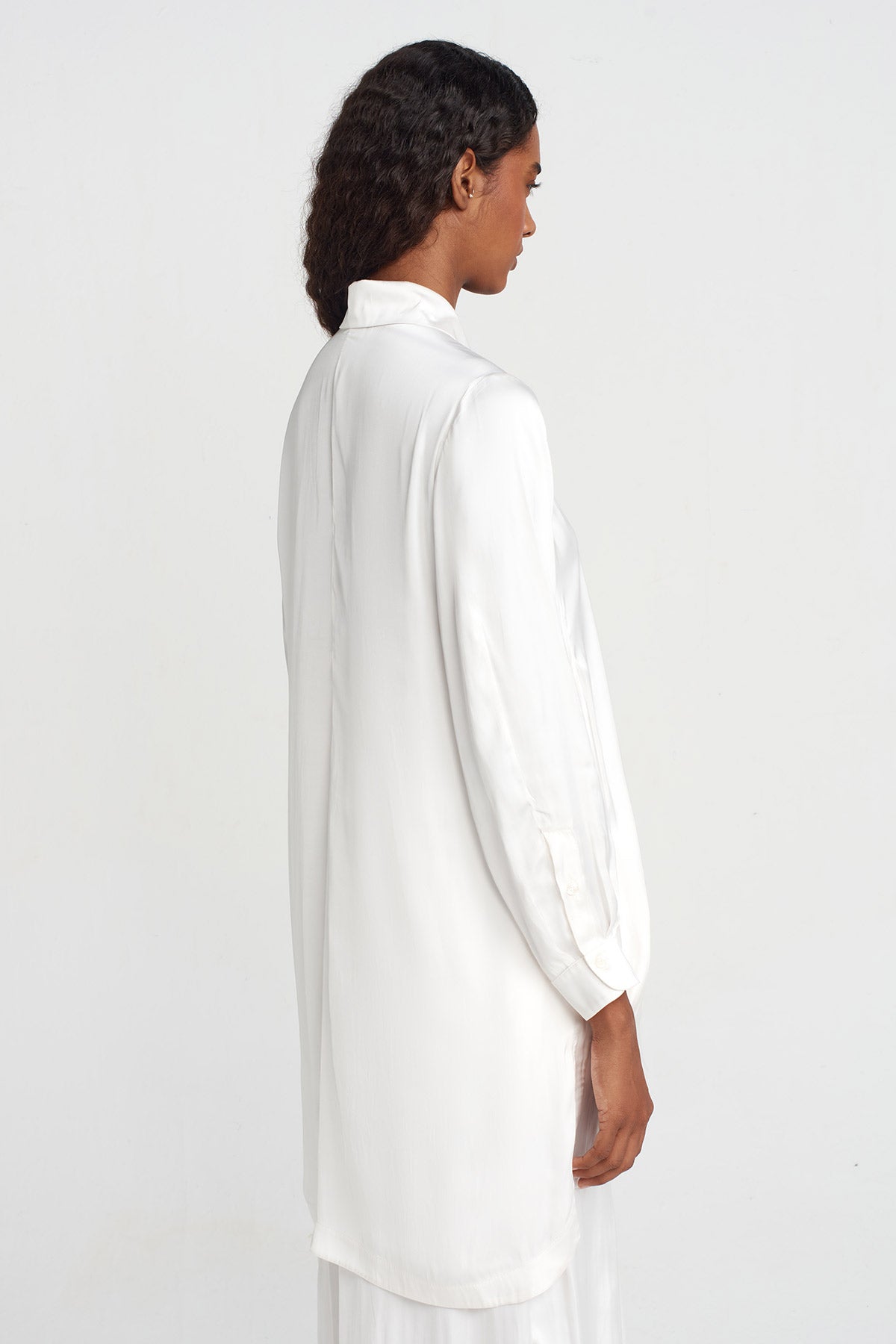 Off White Pocket Satin Shirt-Y251011090