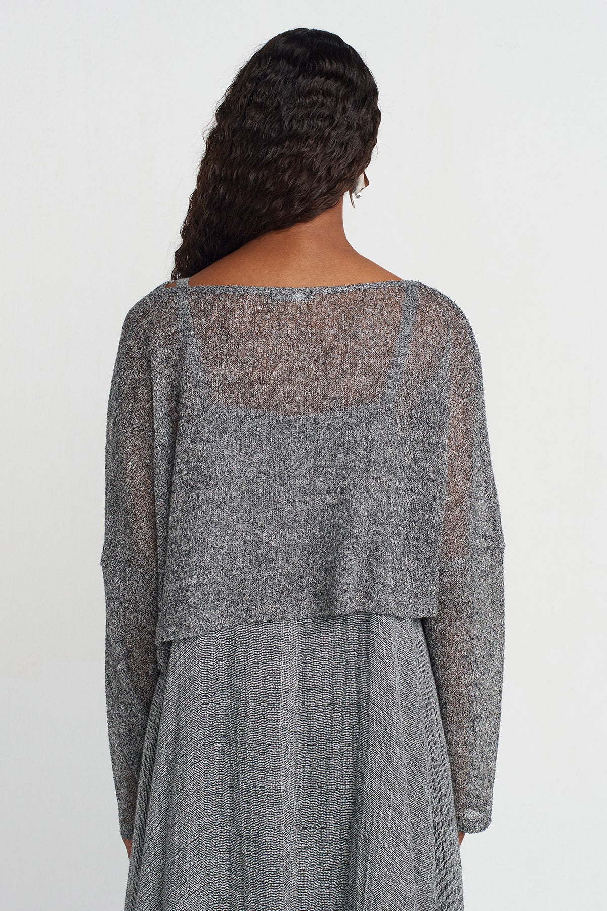 Grey Crop Thin Knit Blouse-Y251011108