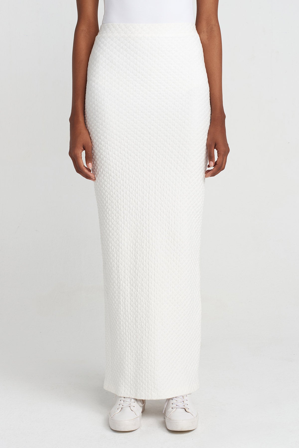 Off White Quilted Long Skirt-Y252012004