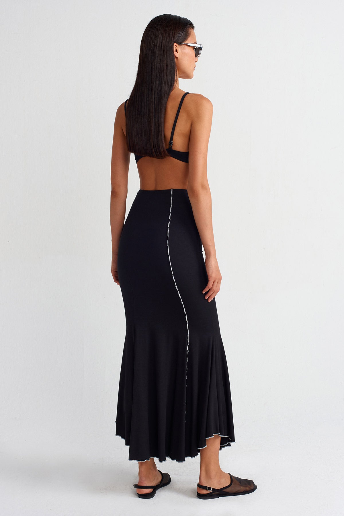 Black Contrast Lettuce Hem Long Skirt-Y252012008