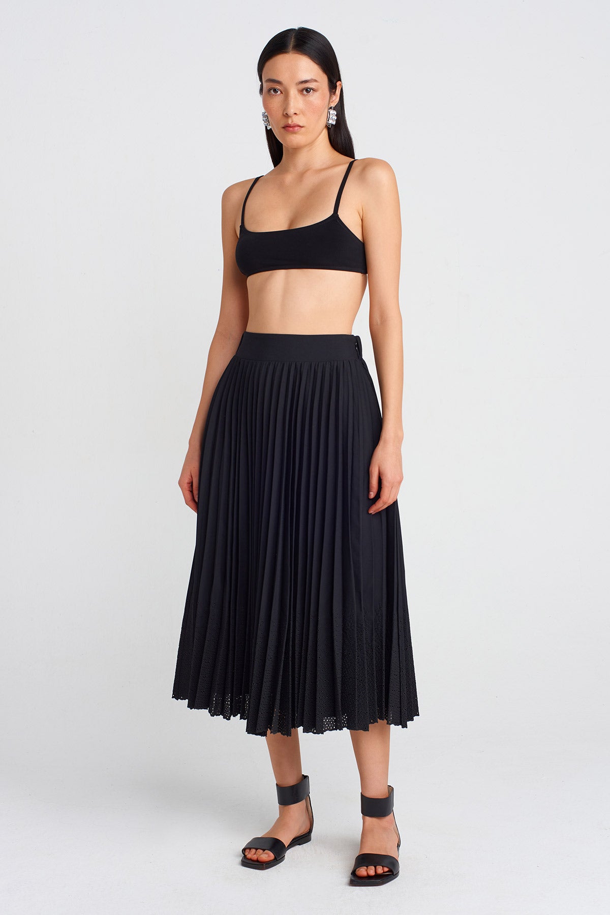 Black Pleated Lace Skirt-Y252012015