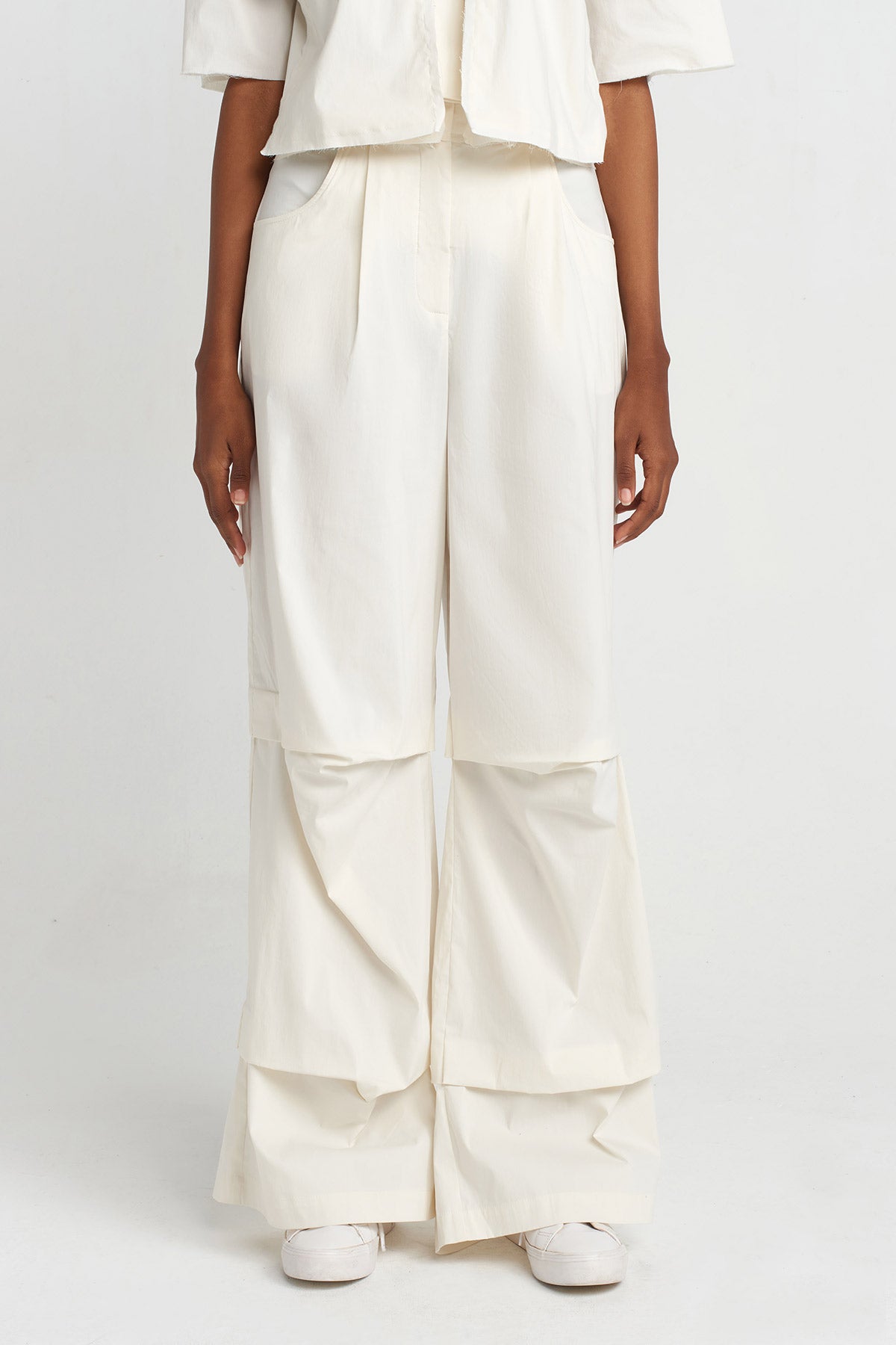 Ecru Stitched Detail Poplin Trousers-Y253013019