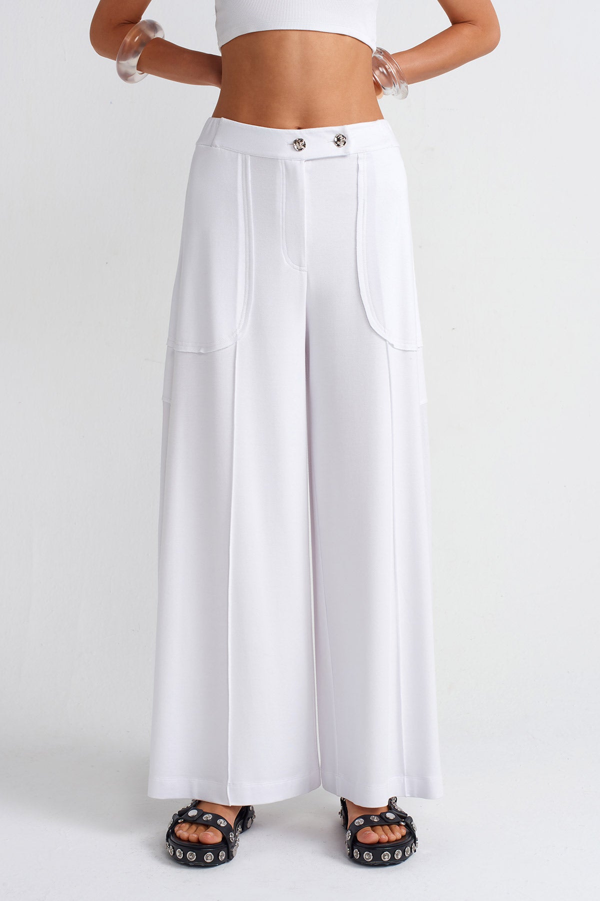 Off White Metal Button Relaxed Trousers-Y253013035