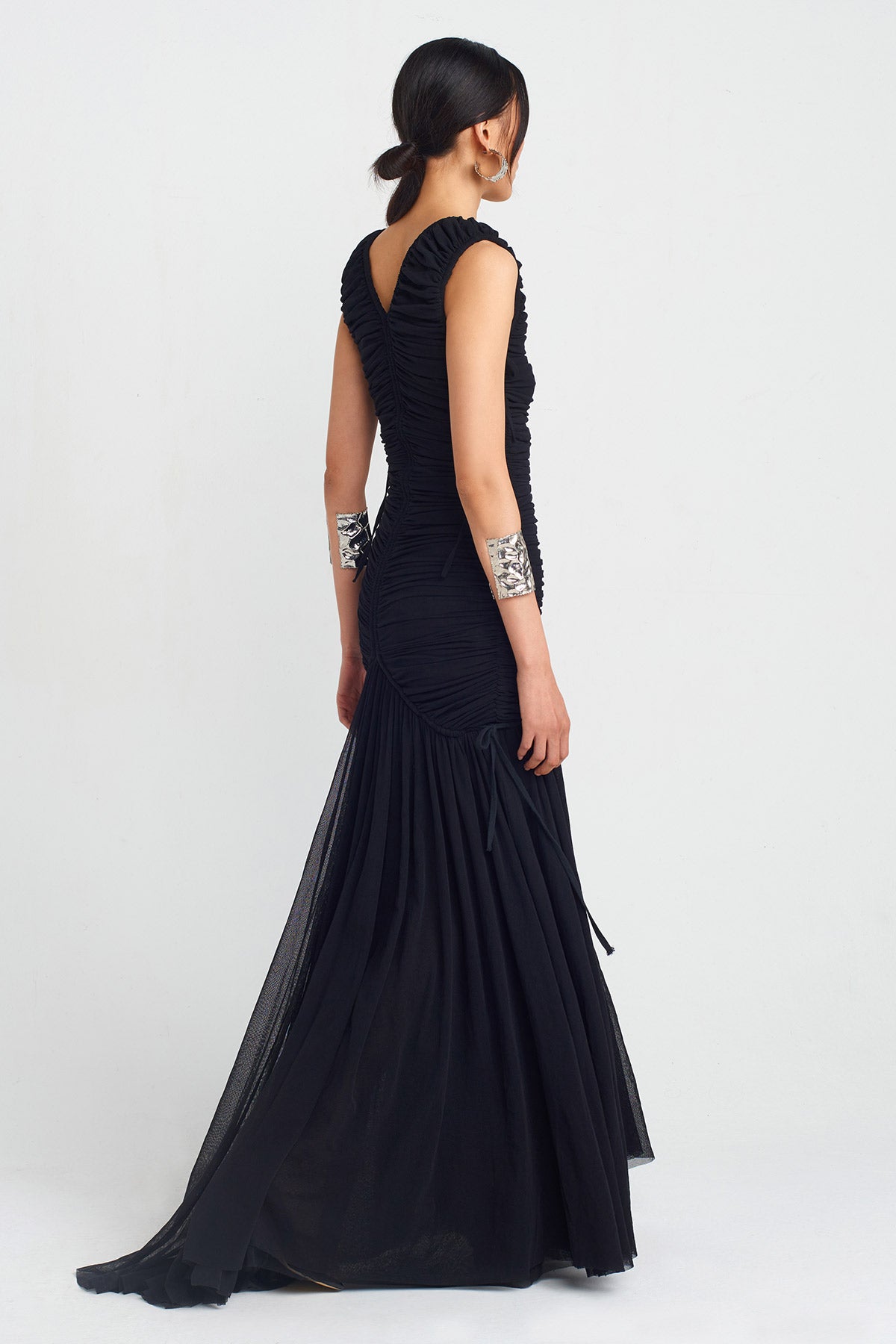 Black Ruched Detail Long Dress-Y254014002