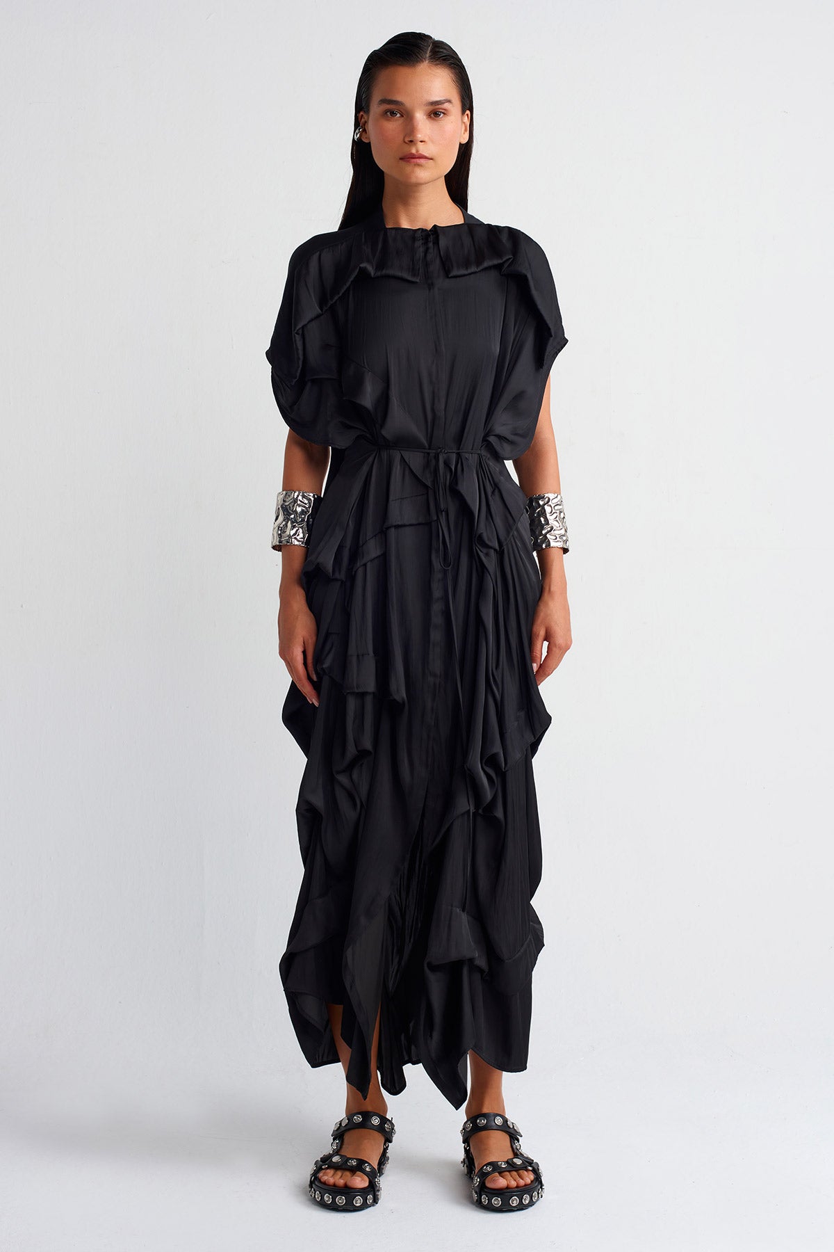 Black Pleated Waist Tie Satin Dress-Y254014014