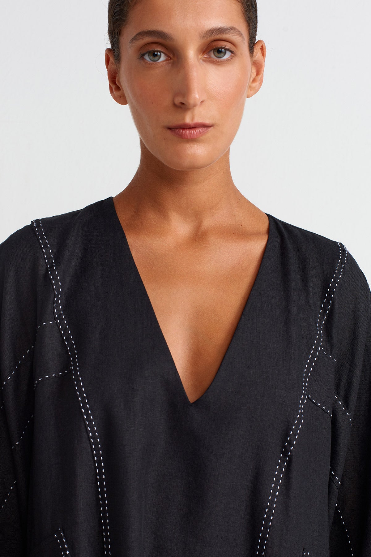 Black / White Contrast Stitched Pocket Linen Kaftan Dress-Y254014020