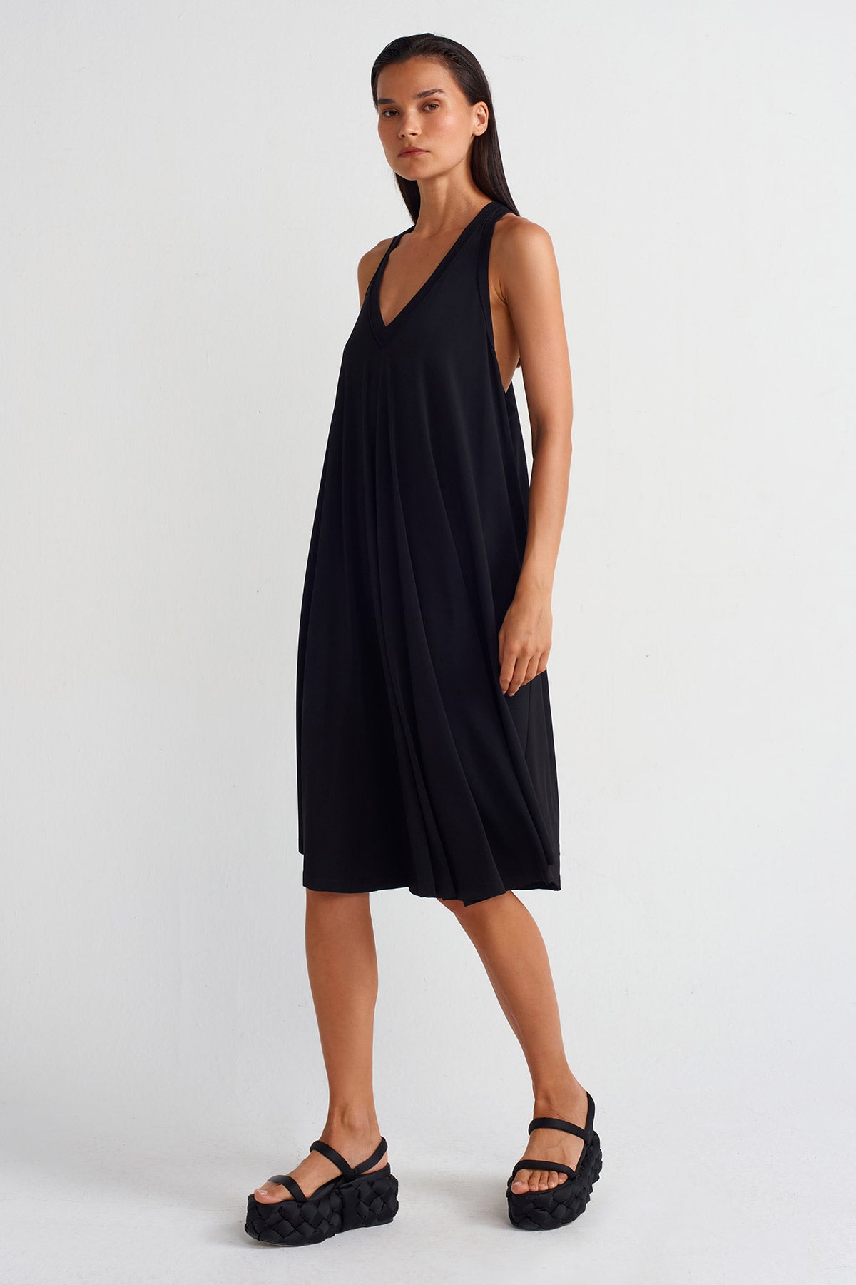 Black V-Neck Draped Jersey Dress-Y254014066