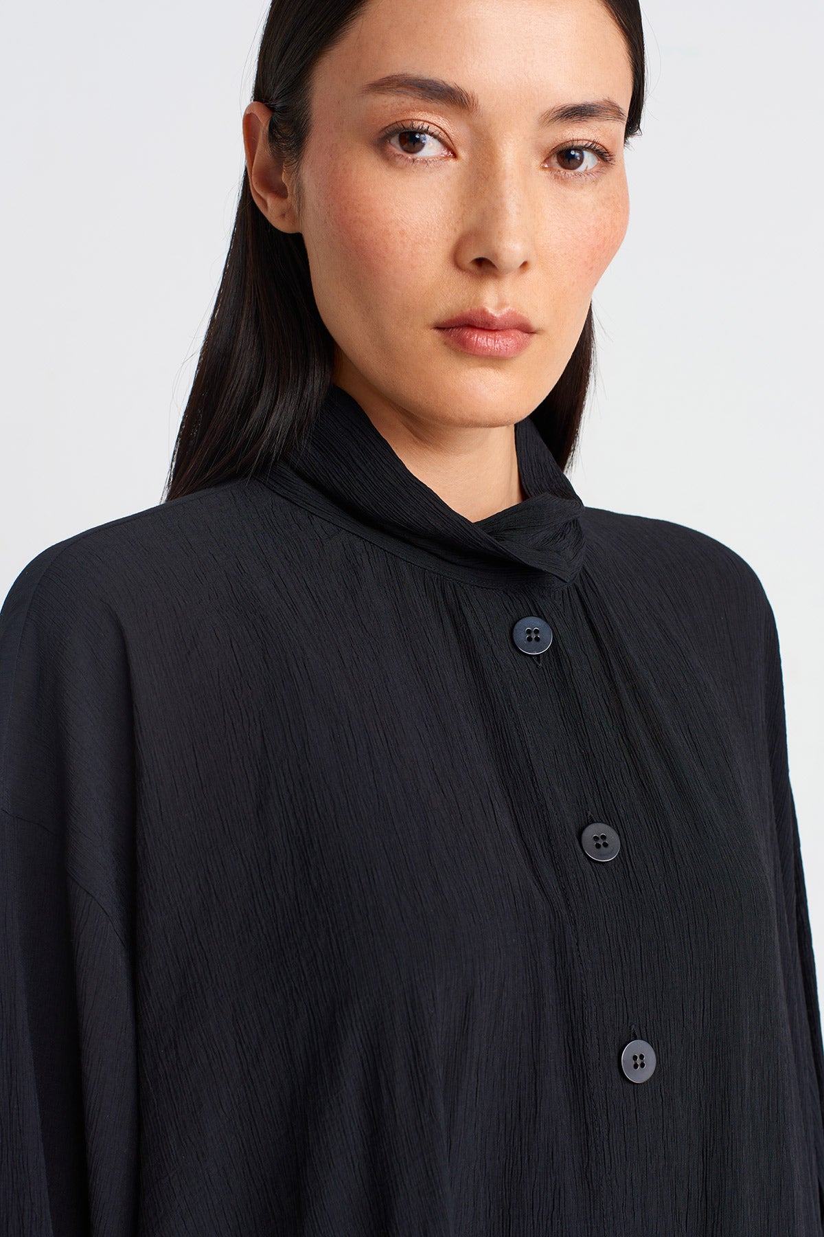 Black Crinkle Fabric Shirt Dress-Y254014097