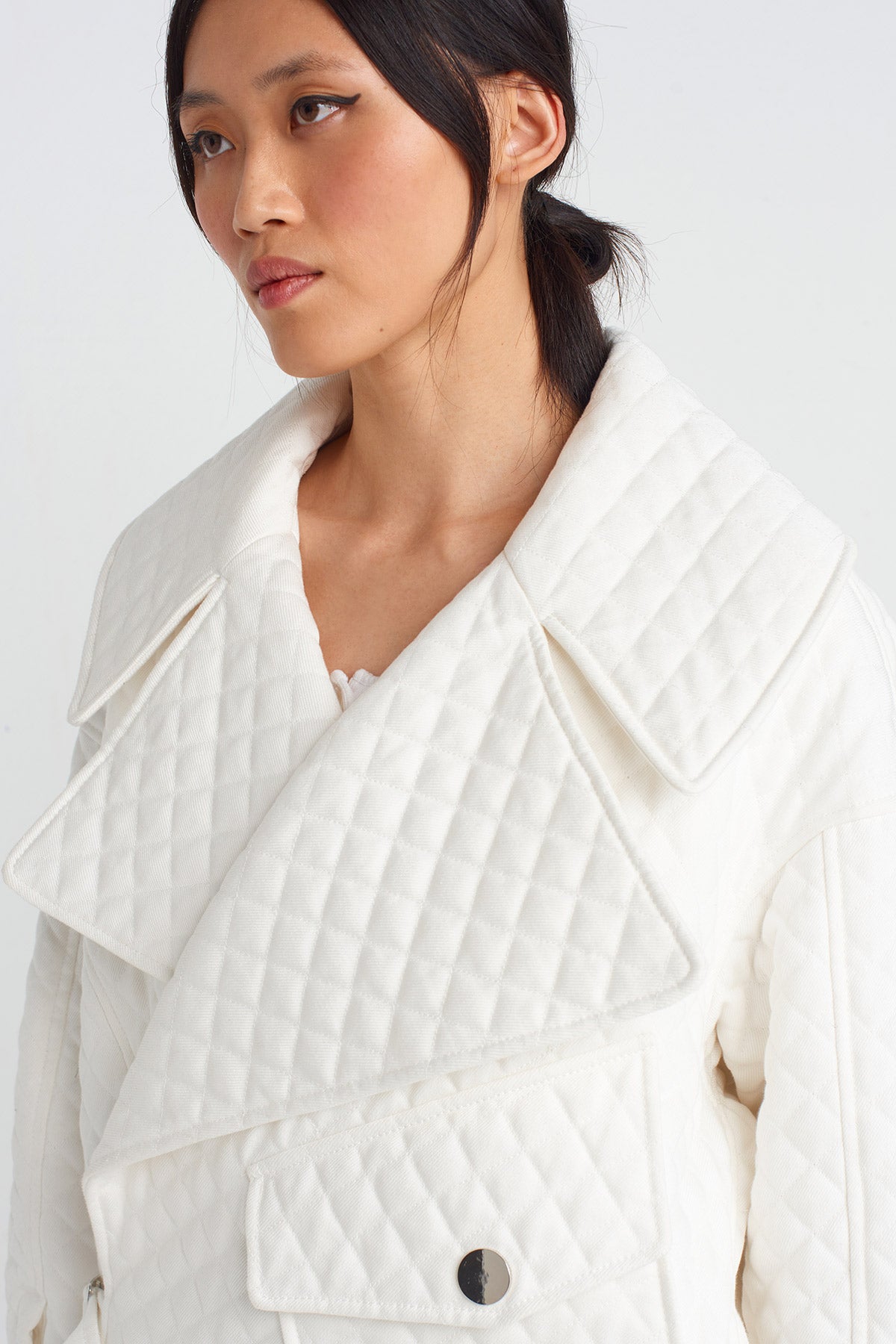 Off White Quilted Oversize Jacket-Y255015001