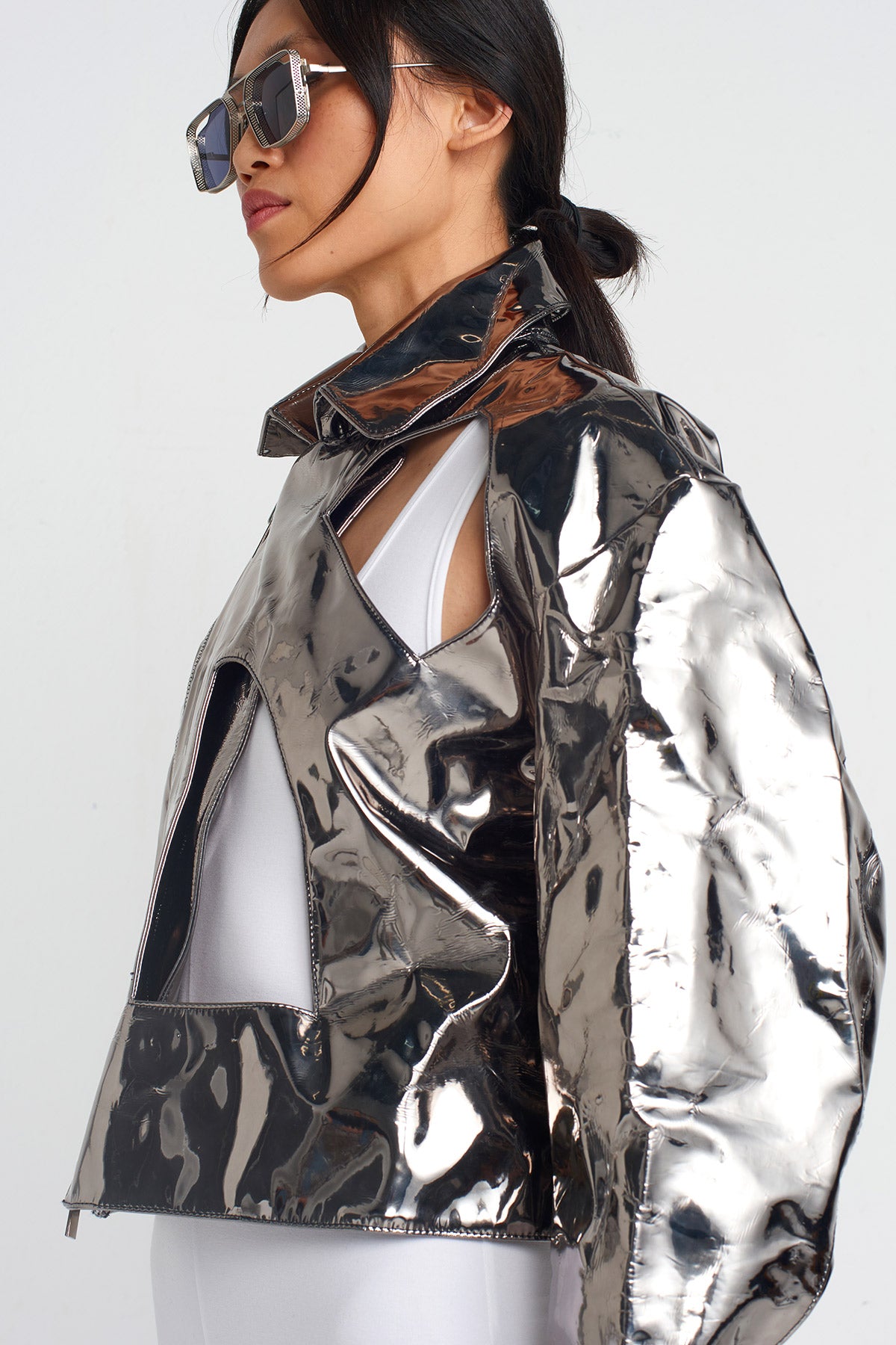 Silver Window Detail Metallic Jacket-Y255015002