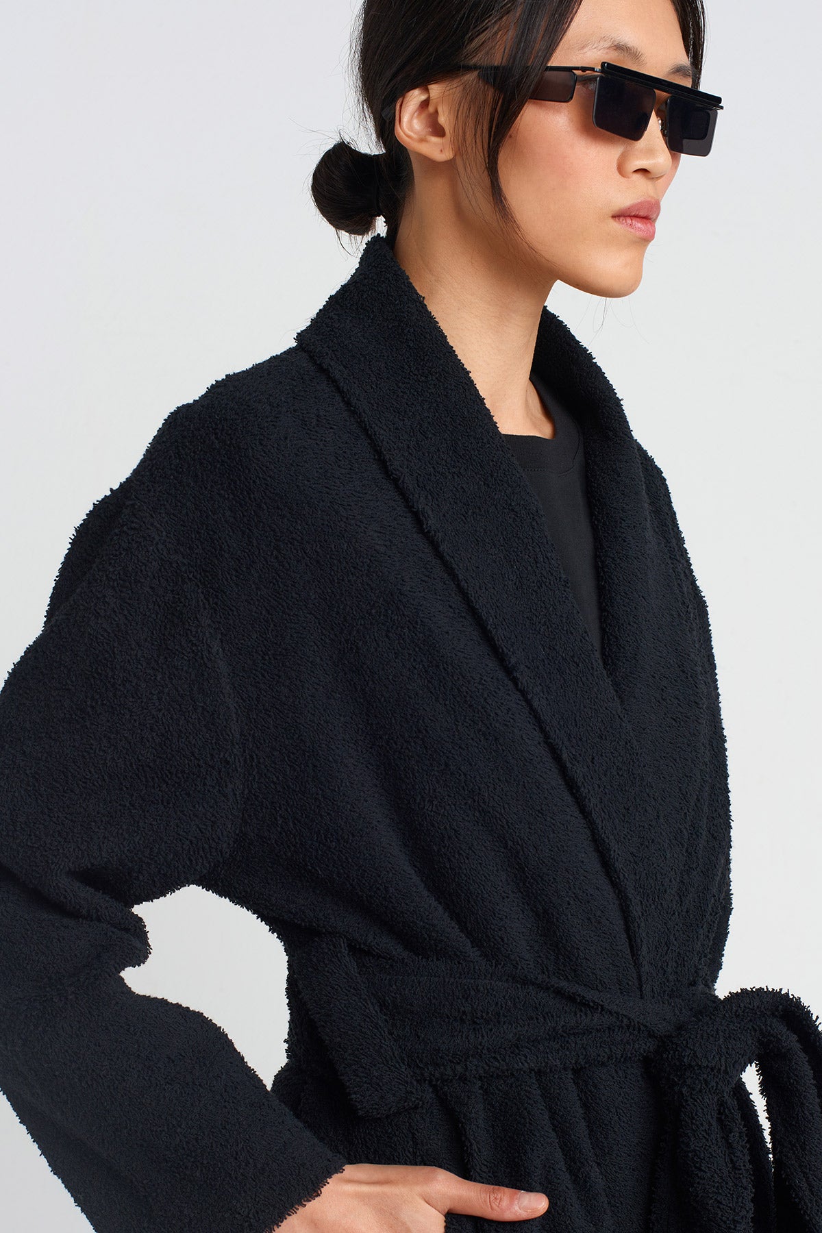 Black Towel Fabric Long Kimono-Y255015006