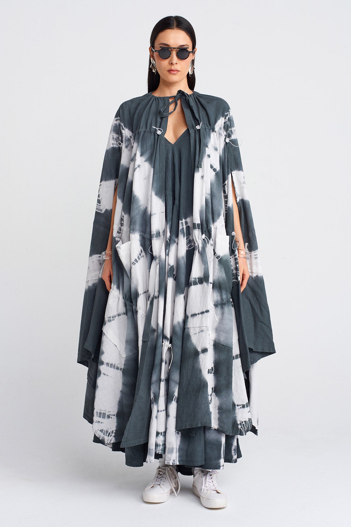 Dark Grey Tie-Dye Effect Cape Jacket-Y255015049