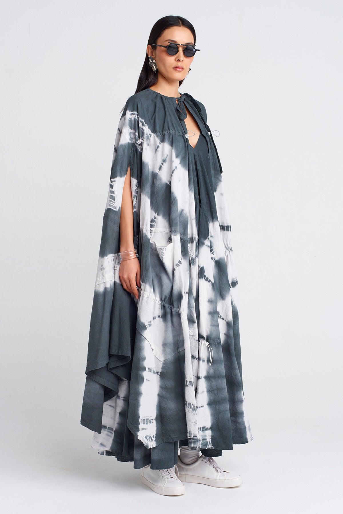 Dark Grey Tie-Dye Effect Cape Jacket-Y255015049