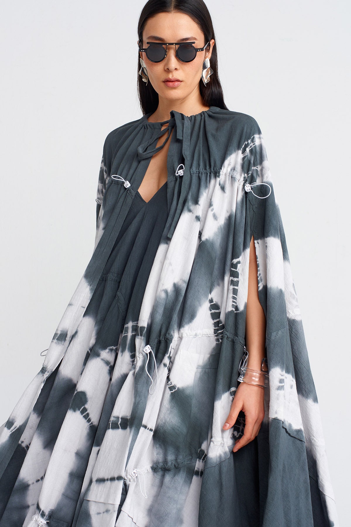 Dark Grey Tie-Dye Effect Cape Jacket-Y255015049